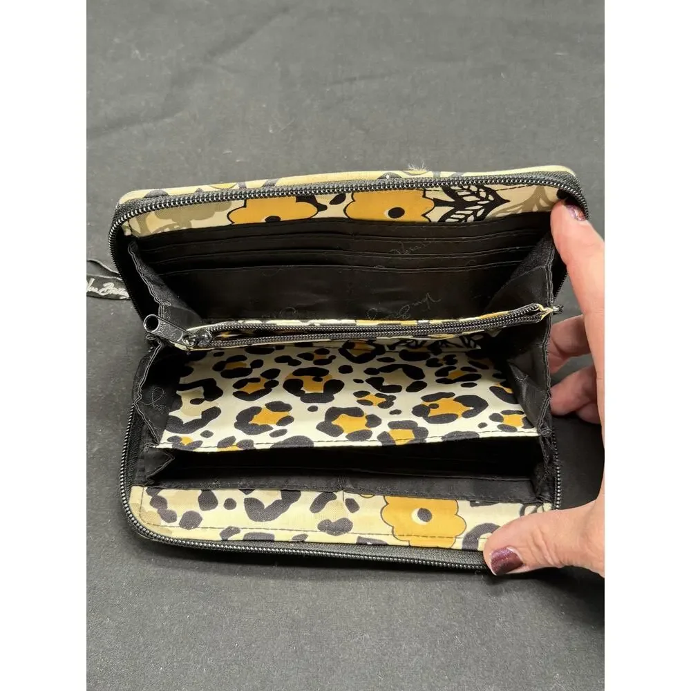 Vera Bradley Wallet Womens Multicolor Floral Quilted Cotton Zip Around Clutch - Picture 6 of 7